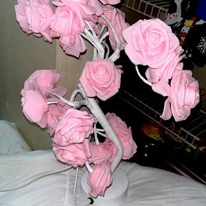 Pink Flower nightstand (has no box) bendable pieces nice for aesthetic pictures!